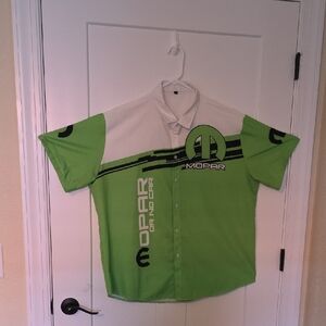 Mopar Men's Green Casual Button Down Shirt